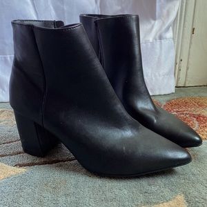 Black Boot Pumps